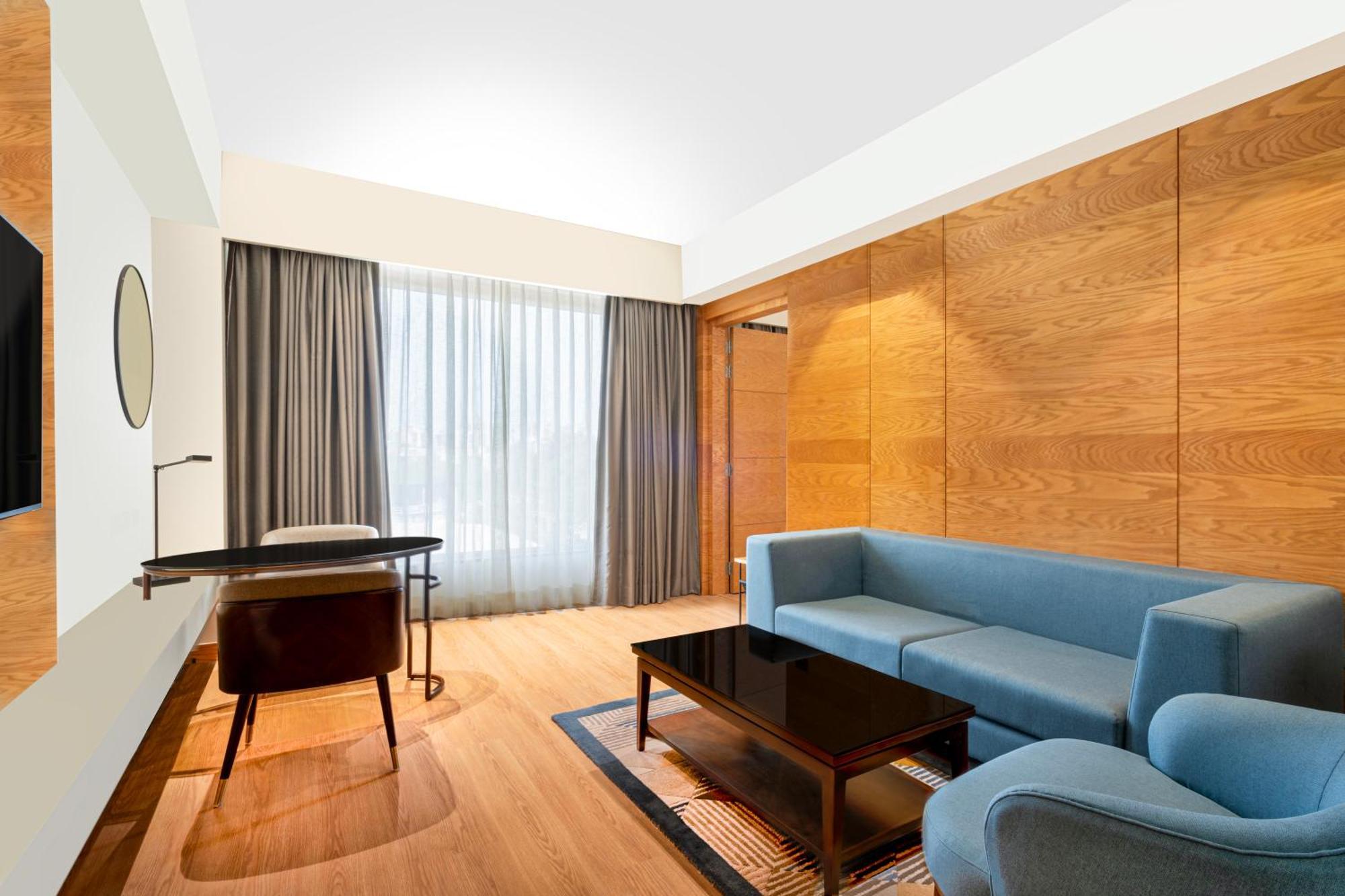 Radisson Hotel วรินดาวัน ภายนอก รูปภาพ