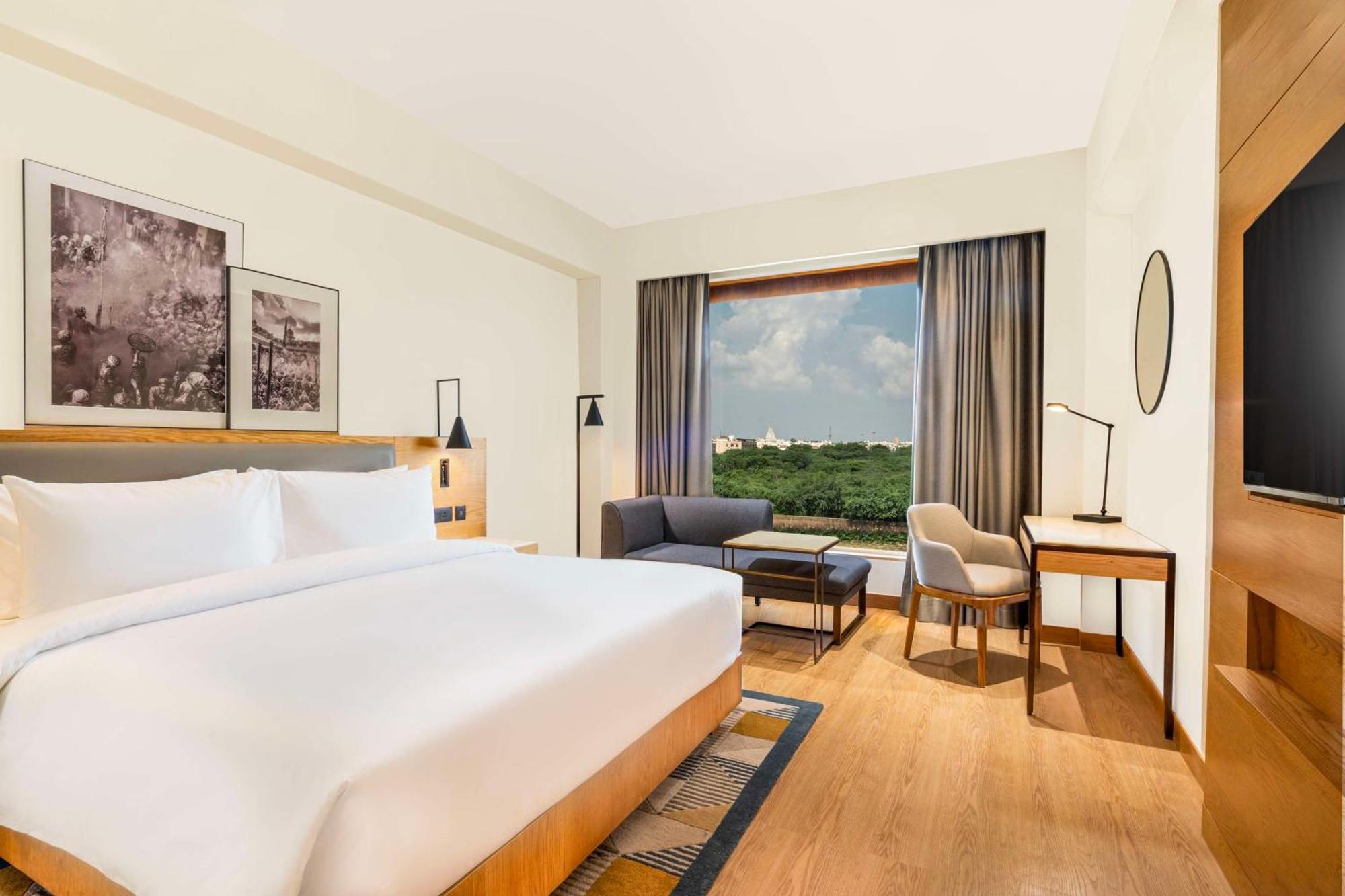 Radisson Hotel วรินดาวัน ภายนอก รูปภาพ
