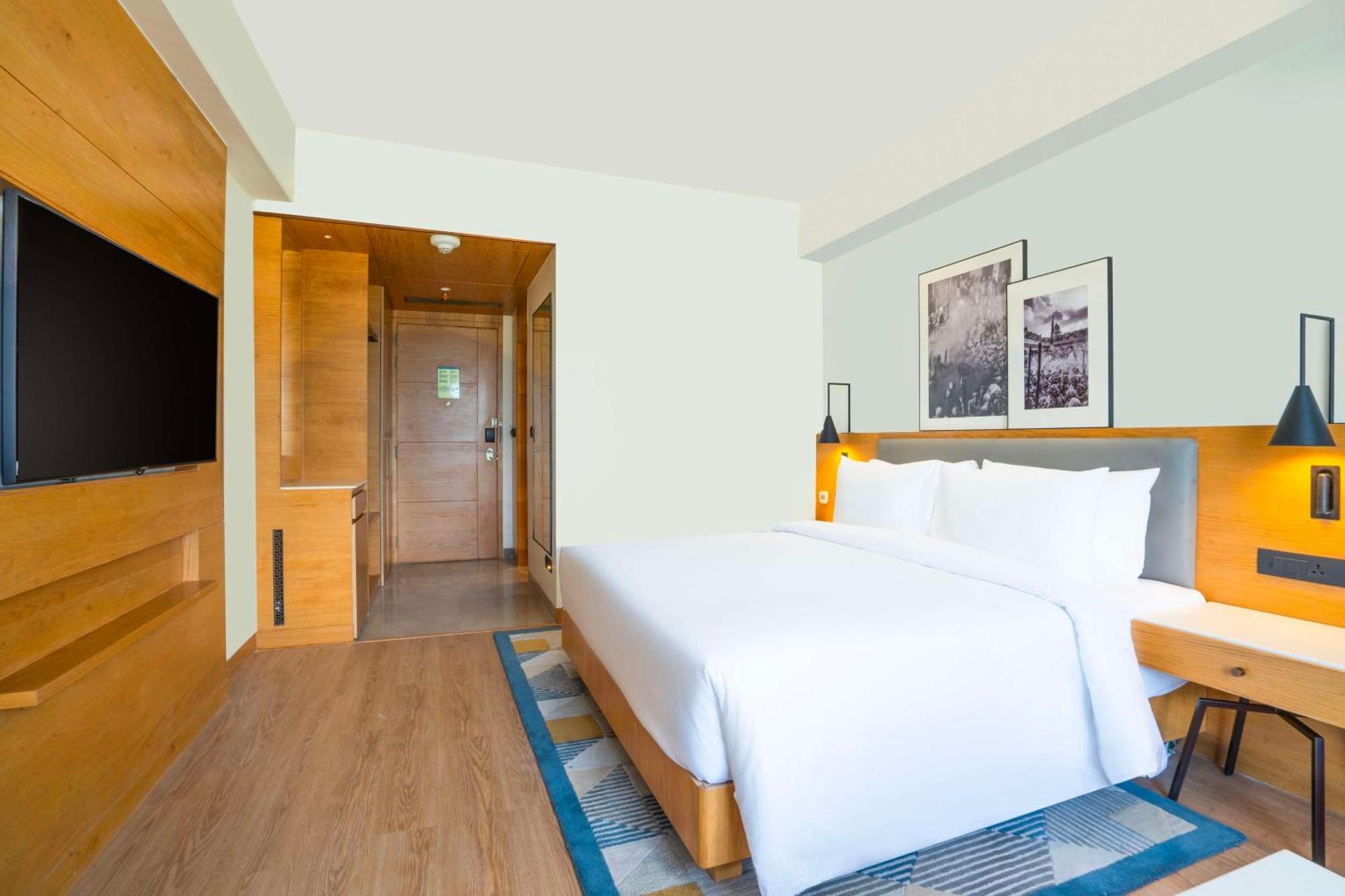 Radisson Hotel วรินดาวัน ภายนอก รูปภาพ